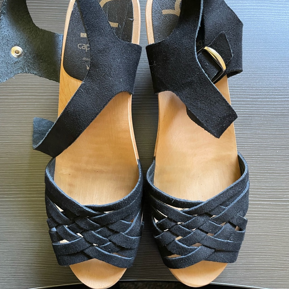 Elegant Black Suede Leather Heel Clogs